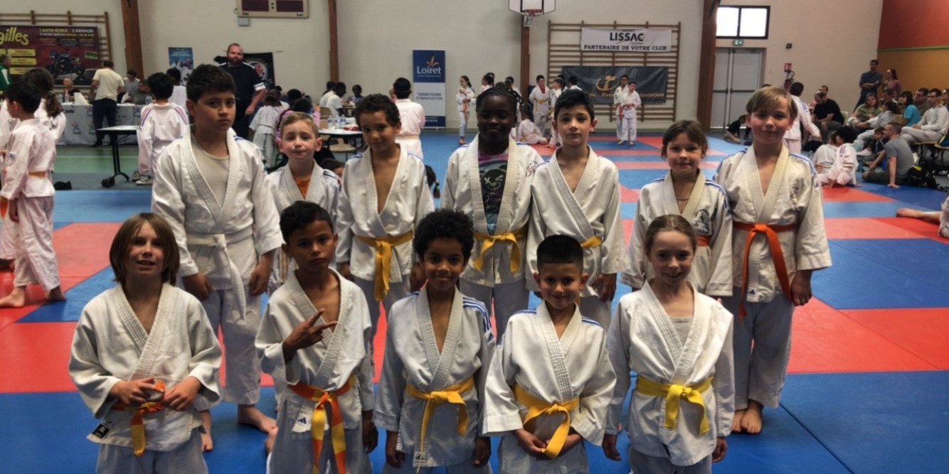 Triomphe du Club de Judo de Saint Jean de la Ruelle au Tournoi Interclub de Judo à St Cyr en Val ! 05/2025